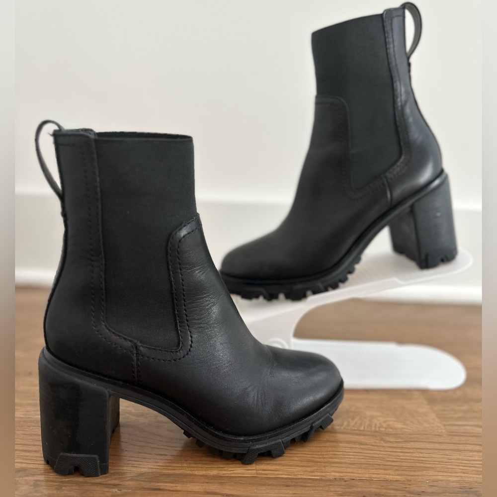 Rag & Bone bootie size 6.5 women’s in Black